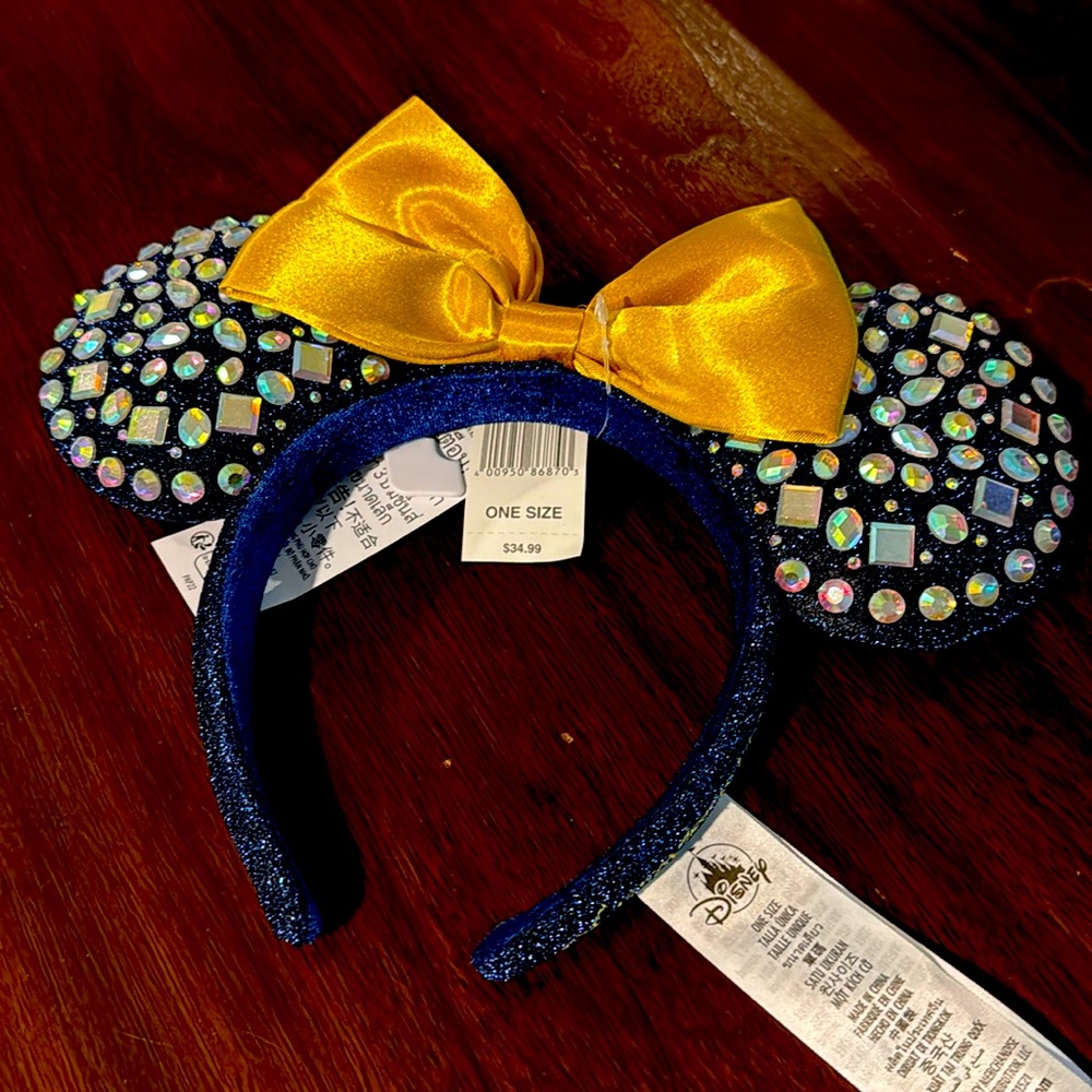 NWT Disney jeweled ears